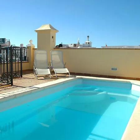 Penthouse *